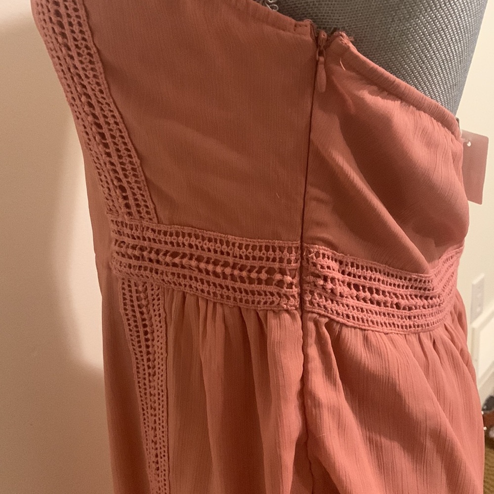 NWT. Roxy dress - Picture 3 of 5